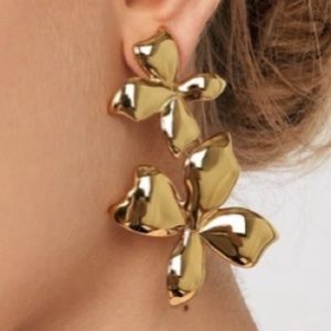 BaubleBar Double Flower Goldtone Earrings NWOT